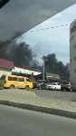 В центре Южно-Сахалинска бушует крупный пожар, Фото: 9