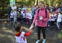 Сотня детсадовцев промчалась по аллее парка в Южно-Сахалинске, Фото: 24