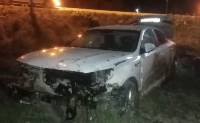 Неизвестный автомобилист вытолкнул Kia Optima c дороги и скрылся с места ДТП в Южно-Сахалинске, Фото: 3