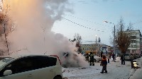 Toyota Nadia загорелась в Южно-Сахалинске, Фото: 3