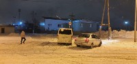 Очевидцев аварии с участием Toyota Platz и Toyota Hiace ищут в Южно-Сахалинске, Фото: 1