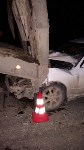 Toyota Mark II врезалась в военный трал на юге Сахалина, Фото: 1