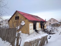 Два брата остались без крова после пожара в Южно-Сахалинске, Фото: 6