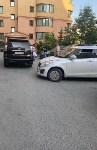Очевидцев столкновения Suzuki Swift и Lexus GX 460 ищут в Южно-Сахалинске, Фото: 1