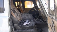 УАЗ загорелся в Южно-Сахалинске, Фото: 5