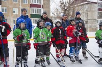 Юные хоккеисты и их отцы сразились на льду корта "Черемушки" в Южно-Сахалинске, Фото: 8