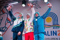 Победителей «Детей Азии» наградили у дома правительства Сахалинской области, Фото: 3
