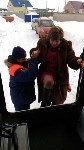 Сахалинские спасатели доставили членов избиркома до избирателей на снегоболотоходе, Фото: 4