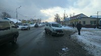 Микроавтобус и скорая помощь столкнулись в Южно-Сахалинске, Фото: 8