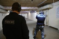Лыжная гонка и стрельба из пистолета: служебное двоеборье провели среди сотрудников МВД на Сахалине, Фото: 9