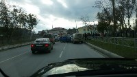Три автомобиля столкнулись у школы в Корсакове, Фото: 3