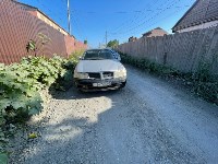 Очевидцев столкновения Renault Logan и Nissan Gloria ищут в Южно-Сахалинске, Фото: 2