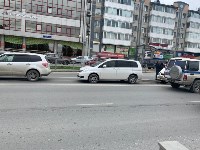 Три автомобиля столкнулись в Южно-Сахалинске по вине неадекватного водителя "Яндекс.Такси", Фото: 6