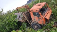Пьяный водитель на кран-балке пробил дорожное ограждение и вылетел в кювет на юге Сахалина, Фото: 3