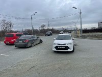 Очевидцев ДТП с участием Toyota Corolla Axio и Lexus GS350 ищут в Южно-Сахалинске, Фото: 4