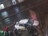 Нетрезвый таксист врезался в самосвал в Холмске, Фото: 6