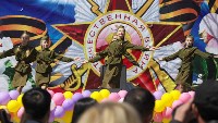 Несколько тысяч гостей принял в День Победы парк Южно-Сахалинска , Фото: 28