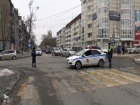Все оперативные службы города стянулись на улицу Чехова в Южно-Сахалинске, Фото: 5