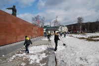 Уборка дворов и улиц в Южно-Сахалинске, Фото: 28