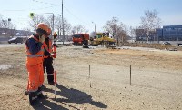 В Южно-Сахалинске начали ремонтировать дороги, Фото: 1
