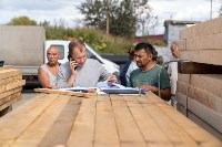 В Южно-Сахалинске выдают стройматериалы пострадавшим от наводнения, Фото: 3