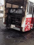 Пассажирский автобус загорелся в Южно-Сахалинске, Фото: 5