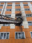 При пожаре в общежитии в Корсакове погиб молодой мужчина, Фото: 10