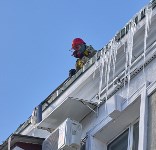 Администрация Южно-Сахалинска готова компенсировать расходы УК на уборку наледи и сосулек, Фото: 8