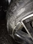 "Минус колесо": южносахалинка ночью на авто влетела в открытый люк на перекрёстке, Фото: 2