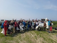 Сахалинцы собрали 125 мешков мусора с берегов озера Буссе , Фото: 1