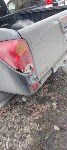 Неизвестный врезался в Mitsubishi L200 и скрылся с места ДТП в Южно-Сахалинске, Фото: 4