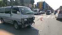 Машина скорой помощи попала в ДТП в Южно-Сахалинске, Фото: 13