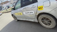 Маршрутный автобус и автомобиль такси столкнулись в Южно-Сахалинске, Фото: 4