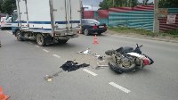 Мопед врезался в грузовик в Южно-Сахалинске, Фото: 7