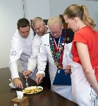 Сахалинские «Отчаянные домохозяйки» узнали, кто лучше всех готовит блюда из горбуши, Фото: 1