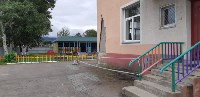 С фасада детского сада в Соколе отваливается облицовка, Фото: 3