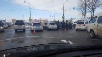 Сразу пять машин попали в аварию в центре Южно-Сахалинска , Фото: 4