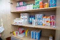 Лекарства в аптеках, Фото: 11