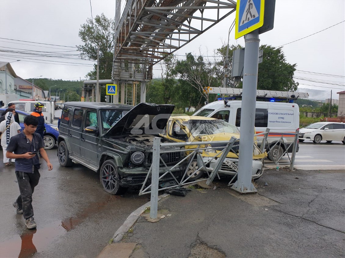 Очевидцев ДТП с пострадавшим на Мира-Крайней ищет ОГИБДД Южно-Сахалинска -  Новости Сахалинской области. Происшествия – Фотогалерея, фото 4 - ASTV.ru