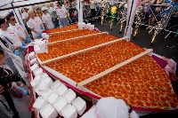 Почти 5000 бутербродов с красной икрой съели южносахалинцы, Фото: 11