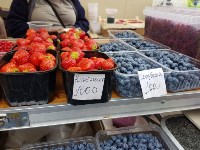 Чехарда с ценами на ягоду удивила сахалинцев, Фото: 3