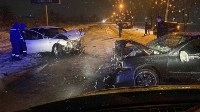 Два человека пострадали при столкновении трёх автомобилей в Южно-Сахалинске, Фото: 3
