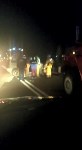 Мужчину зажало в автомобиле при столкновении кроссовера и грузовика в Корсаковском районе , Фото: 1