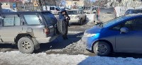 Очевидцев аварии у дома на улице Милицейской ищут в Южно-Сахалинске, Фото: 2