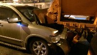 Две легковушки и грузовик столкнулись рано утром в центре Южно-Сахалинска, Фото: 5