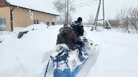 Спасатели Южно-Сахалинска на снегоходе прорвались к горожанину, нуждающемуся в гемодиализе, Фото: 5