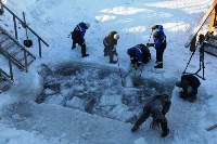 Водолазы осмотрели прорубь на озере Верхнем в парке Южно-Сахалинска, Фото: 5