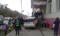Honda залетела на крыльцо в результате ДТП в Южно-Сахалинске, Фото: 8