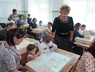Школьники Новоалександровска теперь могут учиться с помощью песка, Фото: 1