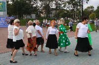 Корсаковские пенсионеры станцевали на городской площади , Фото: 7